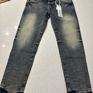 Classic Denim Straight-Leg Jeans